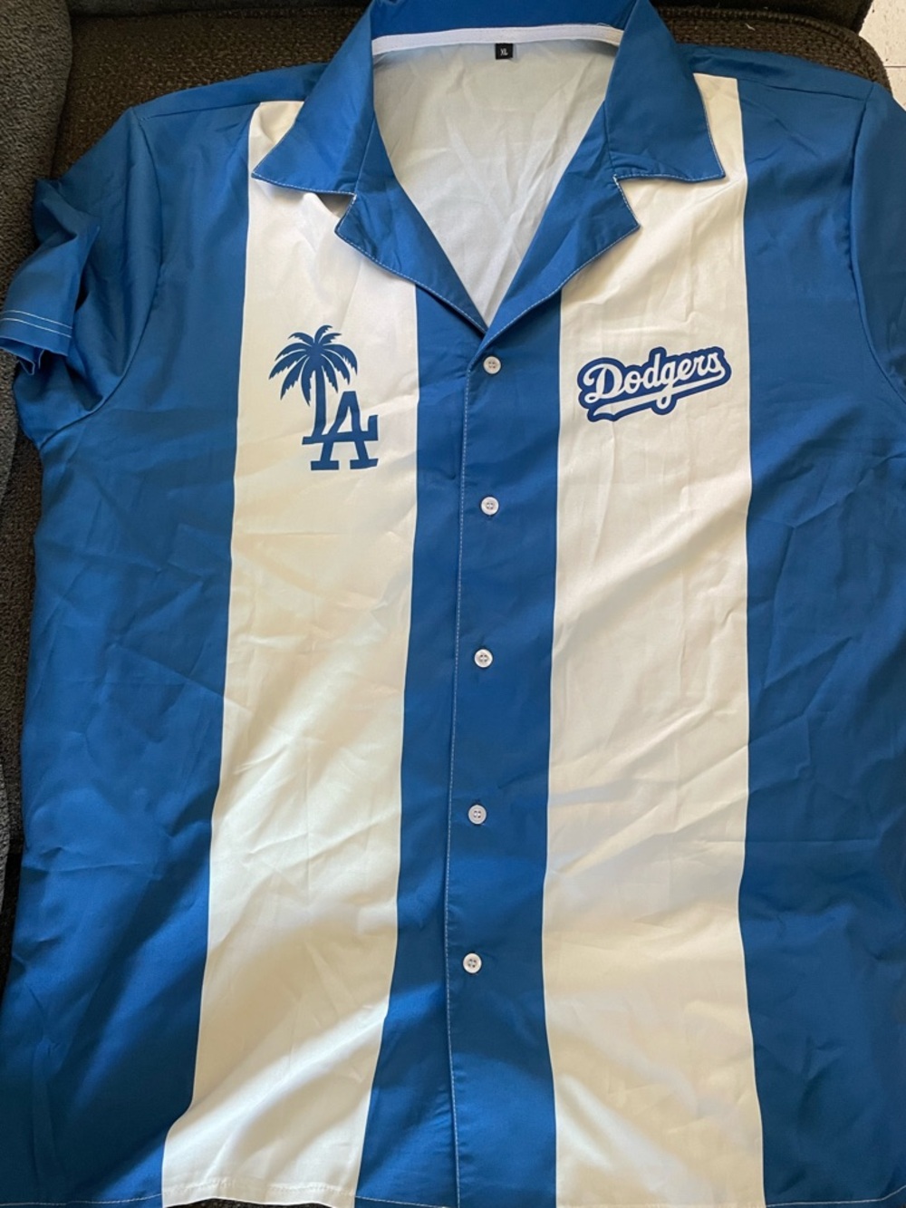 Los Angeles Dodgers Hawaii Shirt Buttons MLB
